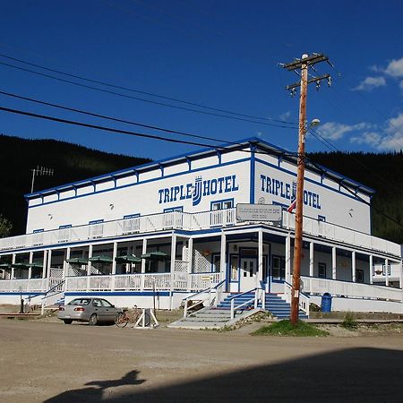 Triple J Hotel Dawson City Buitenkant foto