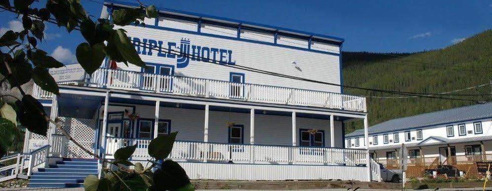 Triple J Hotel Dawson City Buitenkant foto